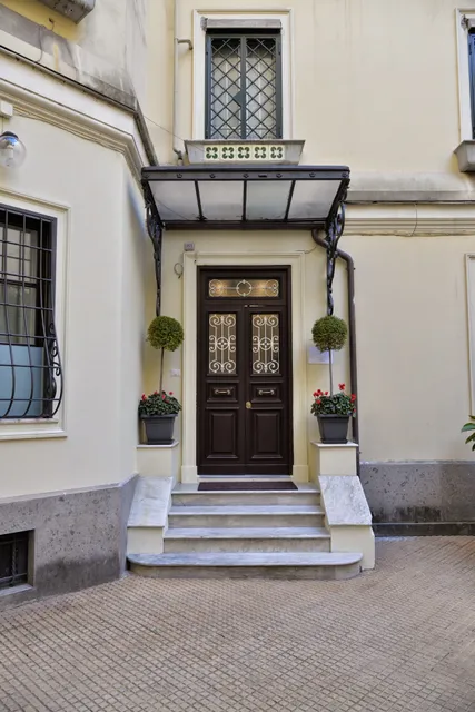 Little Rose Residence