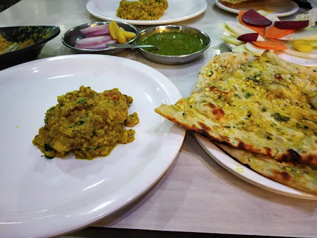 Cafe metro Family Restaurant