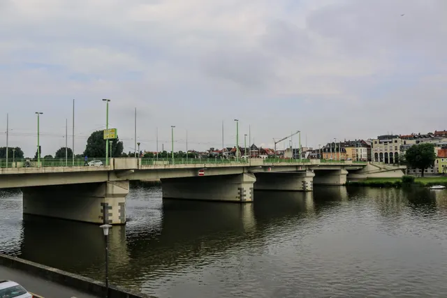 Theodor-Heuss-Brücke