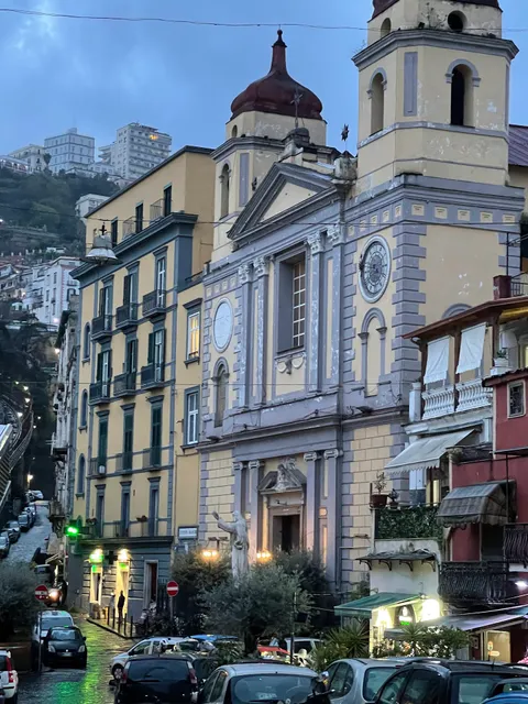 Napule è... Via Montesanto 17 Napoli