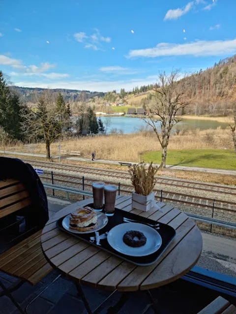 Bäckerei Schwarz GmbH & Co. KG