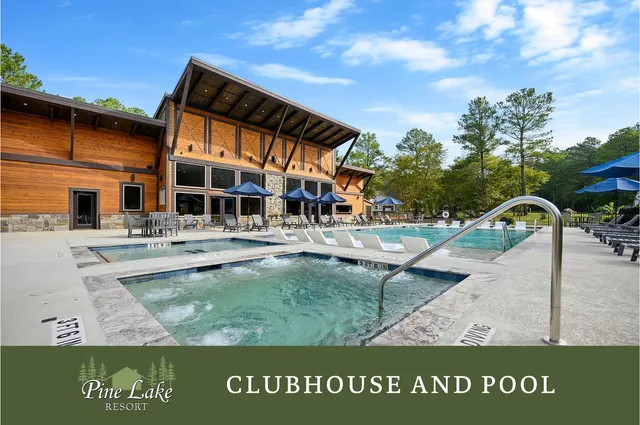 Treehouse at Pine Lake