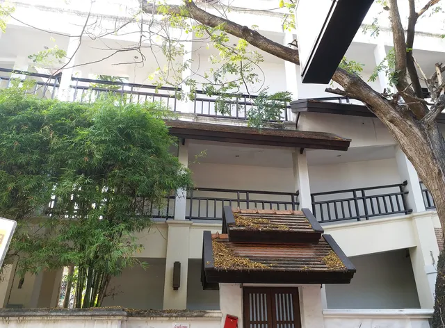 La Maison Verte Hostel