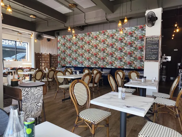 La Boheme Wine Bar & Bistro