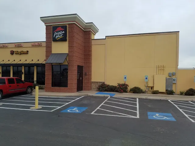 Pizza Hut