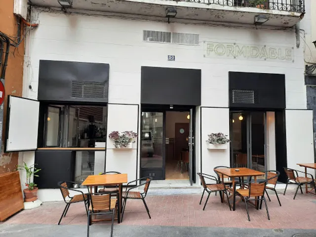 Formidable Café Bar