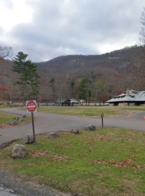 Bear Mountain State Park Parking Lot