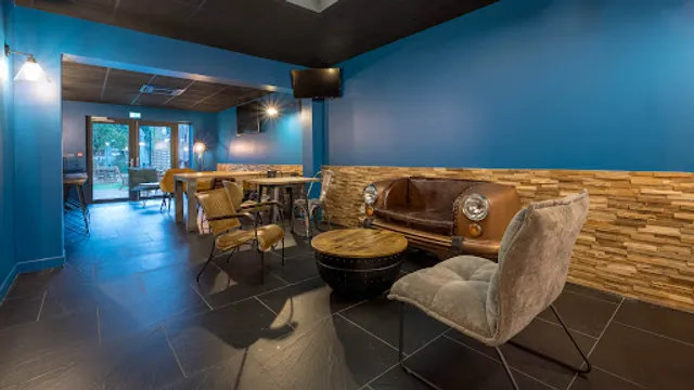 L’ImBeertinence Lens