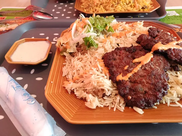 HASHMI KEBAB (ハシミ ケバブ)