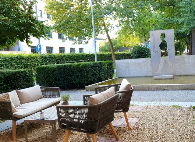 Cafebar Food & Drink