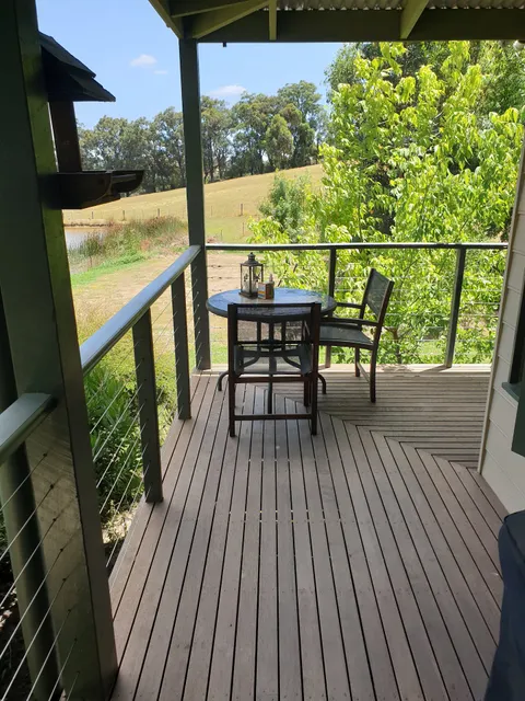 Raynella Alpaca Farmstay B & B