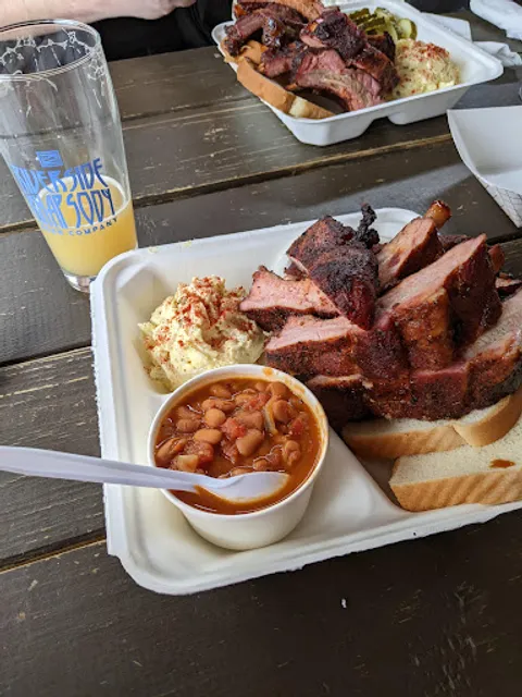 Iron and Oak Brisket Co