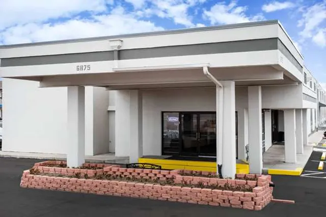 Travelodge by Wyndham Colorado Springs Airport/Peterson SFB