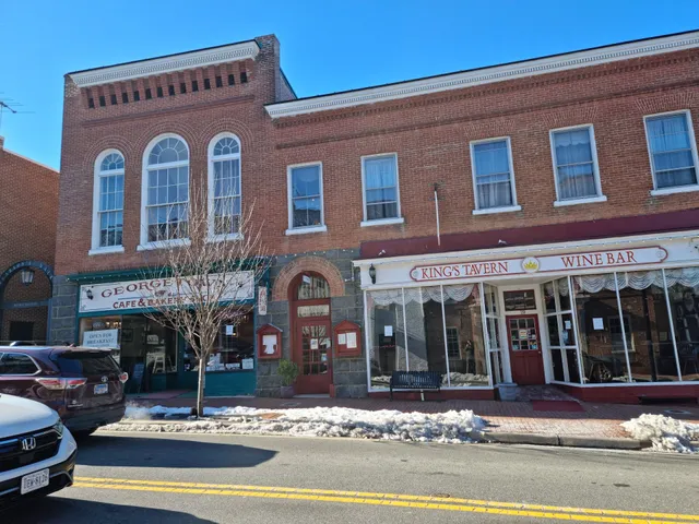 The Leesburg Colonial Inn