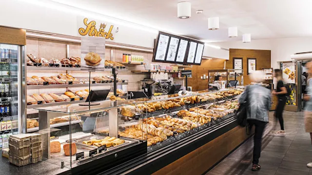 Ströck - Südtirolerplatz U-Bahn