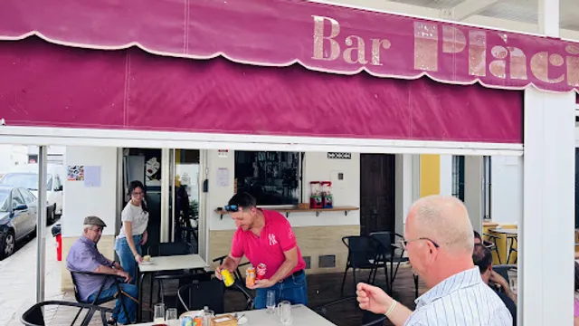 Bar cafetería plácido