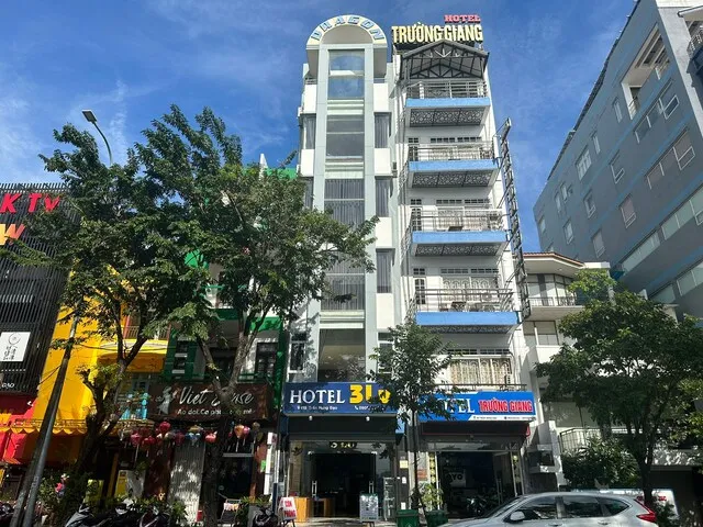 OYO 553 Truong Giang Hotel