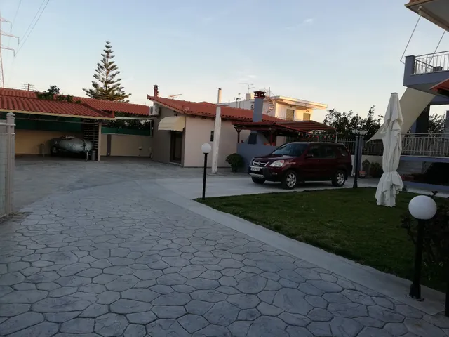 Rea's House Vrachati