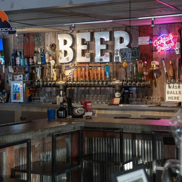 The Horse's Mouth Tavern