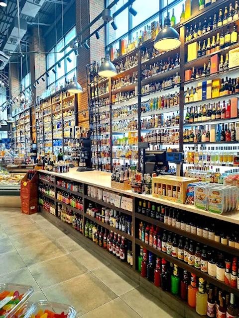 Alex's Gourmet Market