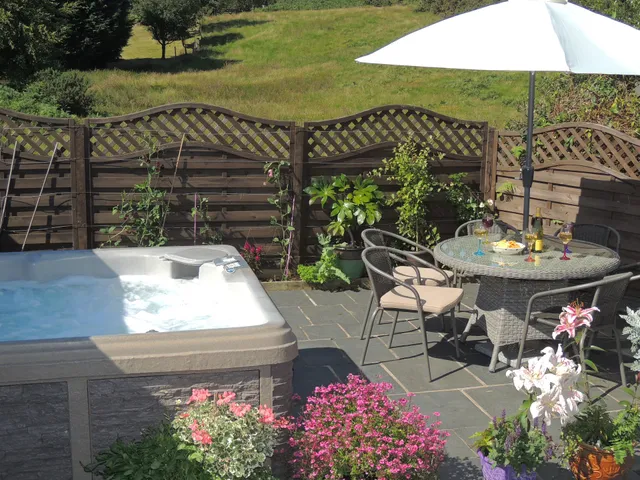 Browside and Underwood self-catering cottages