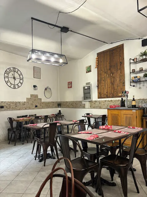 Pizzeria tutta n’ata storia