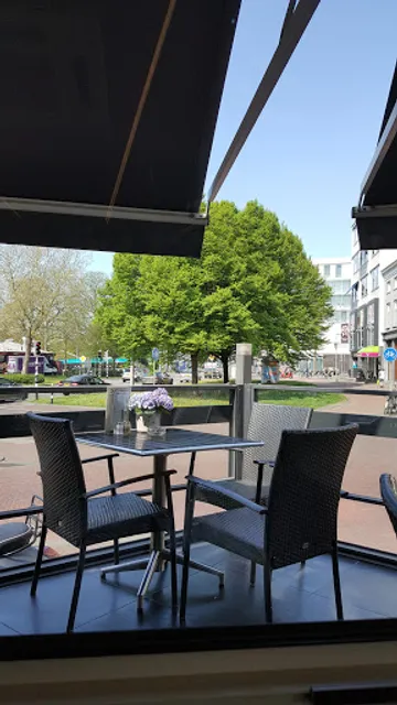 Lunchroom Croissanterie Duo