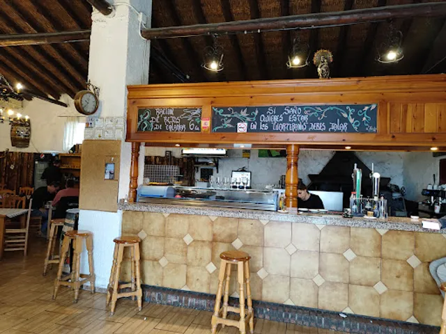 Los Cuarteranos Restaurante