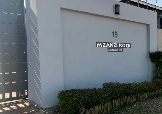 Mzanzi Rock Guest House (Halaal)
