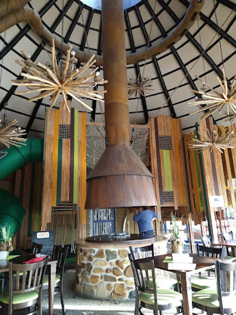 Zoorestaurant SAMBESI - Eintritt erforderlich