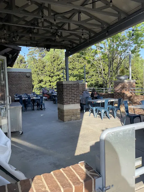 Shuckin' Shack Oyster Bar