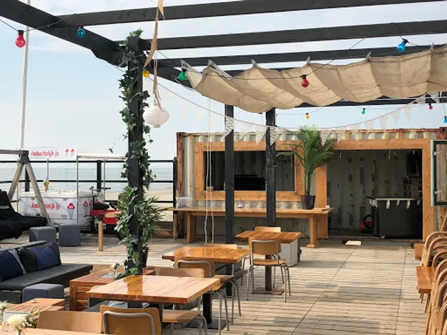 Strandpaviljoen Twaalf