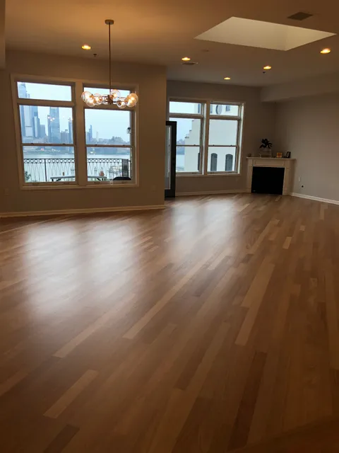 Martinez Flooring & Fencing