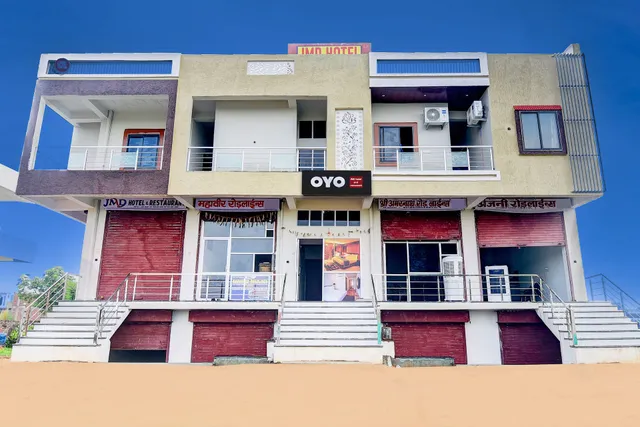 OYO JMD Hotel and Restaurant