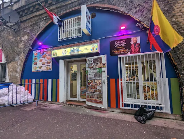 La Barra Colombian Restaurant & Cafe