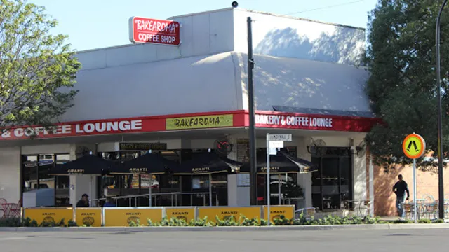 Bakearoma Bakery & Coffee Lounge