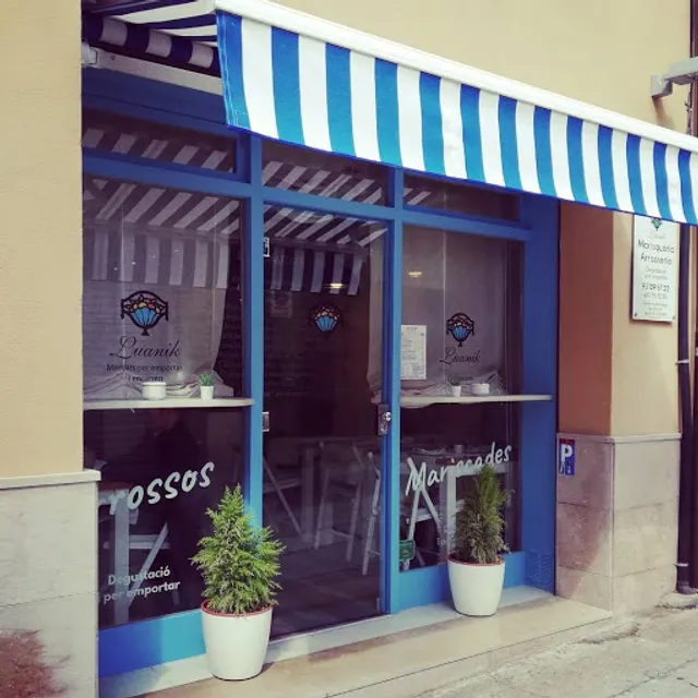 Luanik, Marisqueria i Arrosseria