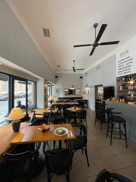 Cafe & Restaurant Tobruk