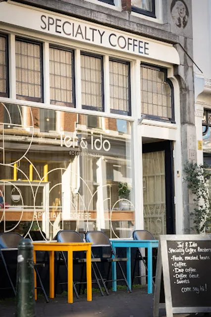 Ief&Ido Coffee roasting shop/bar