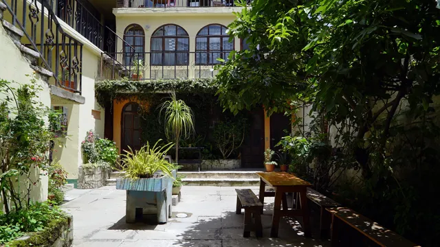 Kasa Kiwi Hostel & Travel