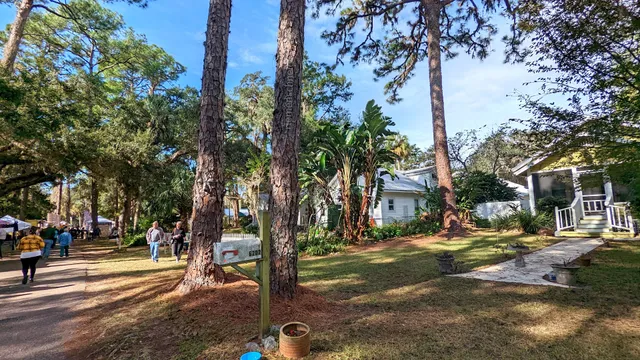 Yankeetown Art Craft and Seafood Festival