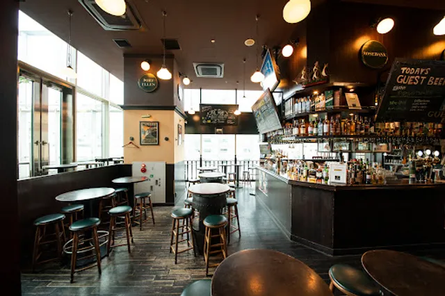 82 Ale House Lotte City Hotel Kinshicho