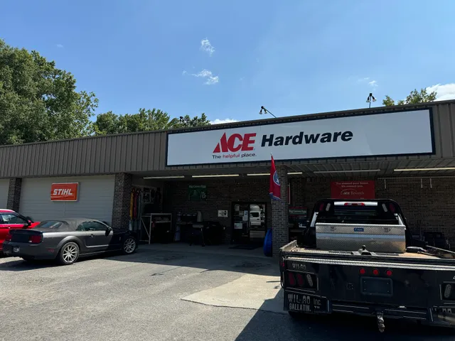 Helpful Hardware Ace of White House