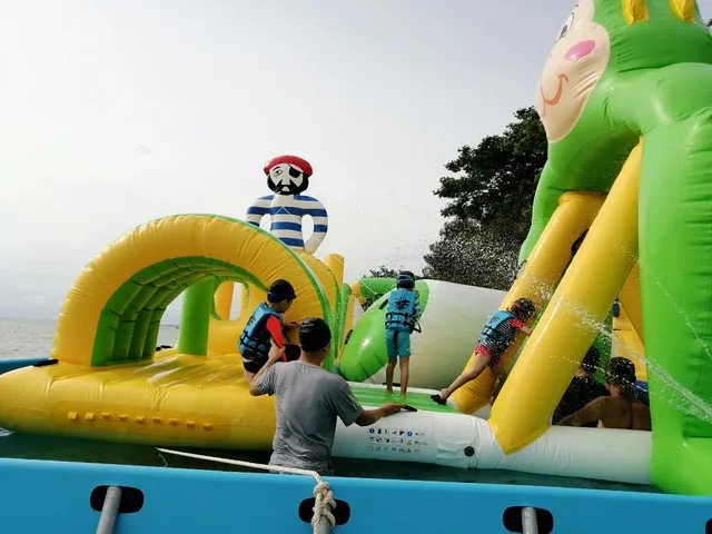 บีชวอล์ค พูลวิลล่าติดทะเล