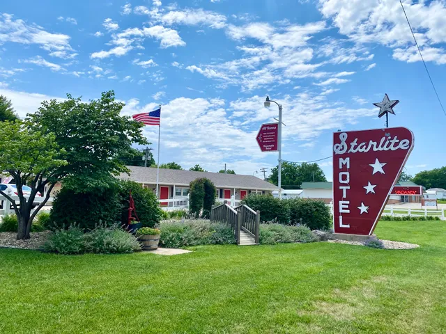 Starlite Motel