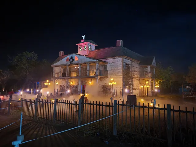 Thrillvania Haunted House Park