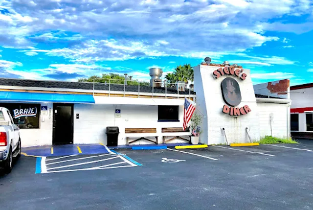 Steve's Family Diner