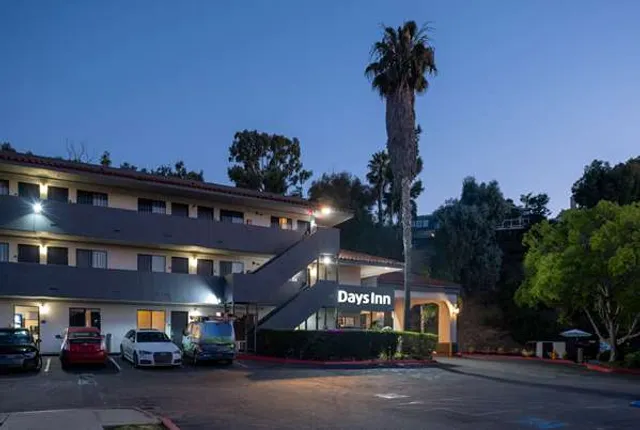 Days Inn by Wyndham Encinitas Moonlight Beach