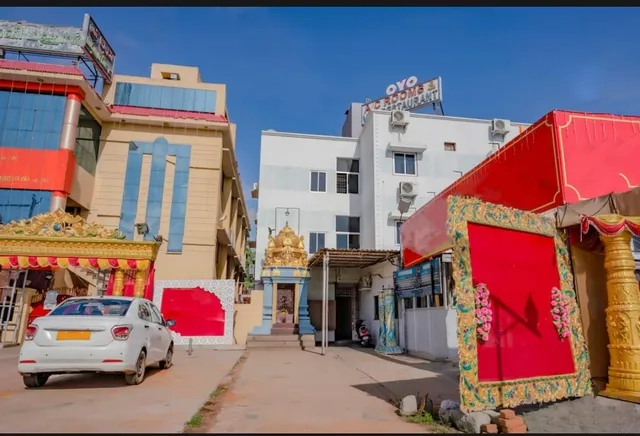 OYO CHN1632 ANNAI ARUL RESIDENCY