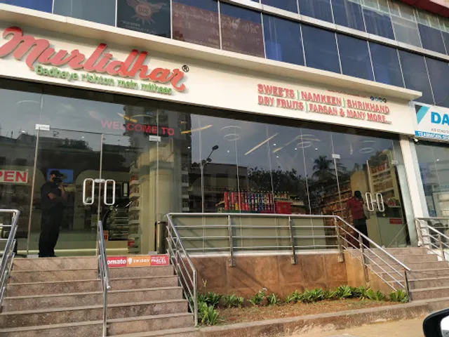 Murlidhar Sweets & Farsan